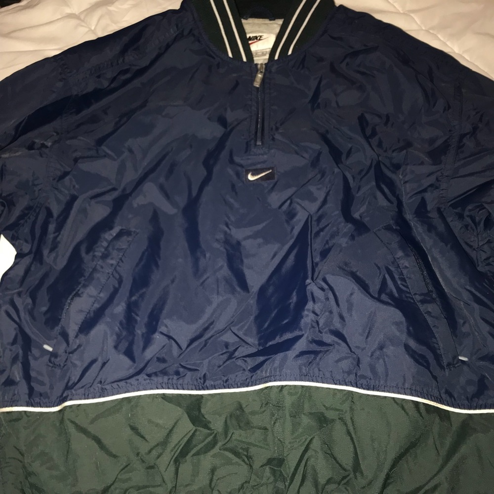 VINTAGE Nike Windbreaker